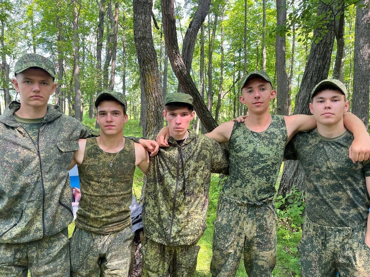 Представители Павловского района на Слете Казачей молодёжи.