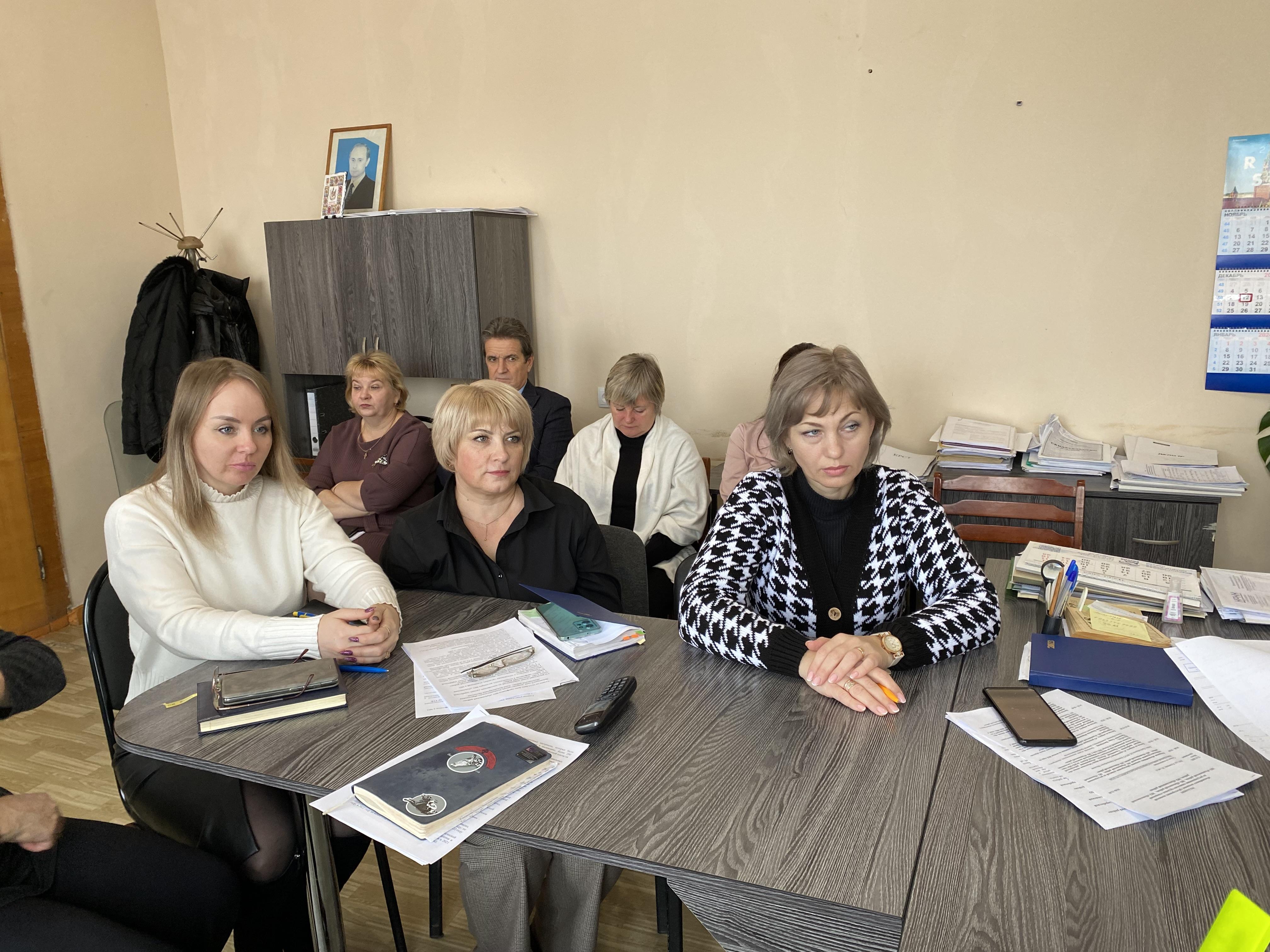 В Павловском районе прошло заседание территориальной трехсторонней комиссии.