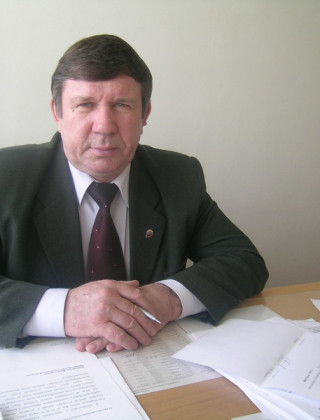 Гнусёнков Александр Иванович.