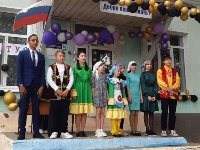 Сегодня на территории Баклушинской средней школы был организован и проведен межлагерный детский праздник "Сабантуй"..