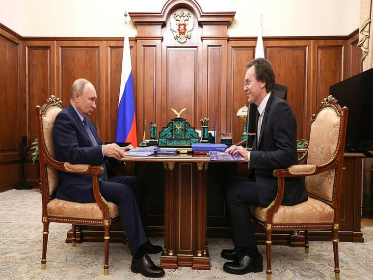 Встреча с председателем совета директоров ГК «Бамтоннельстрой-Мост» Русланом Байсаровым. Встреча с председателем совета директоров ГК «Бамтоннельстрой-Мост» Русланом Байсаровым.