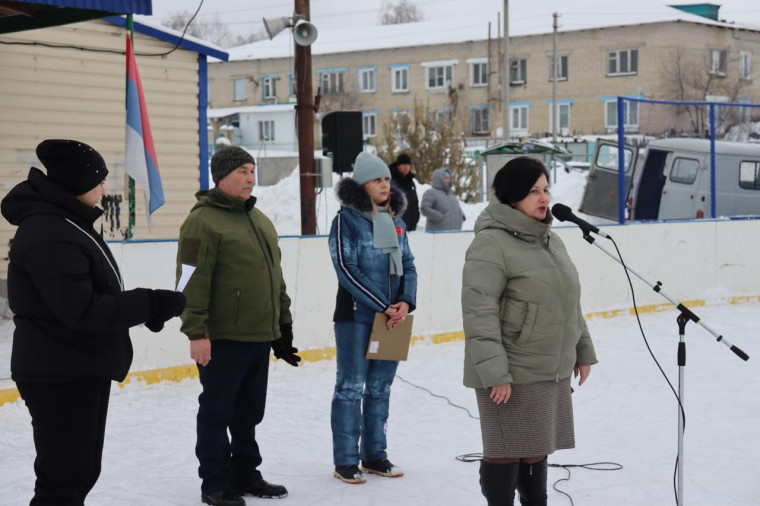 В Павловке состоялся районный турнир с мячом.