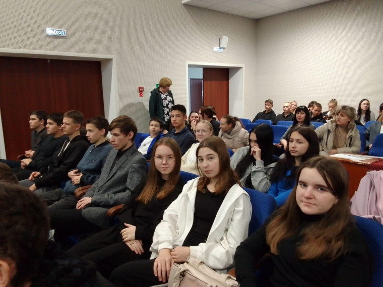 В Павловском ЦКР прошло профориентационное собрание.