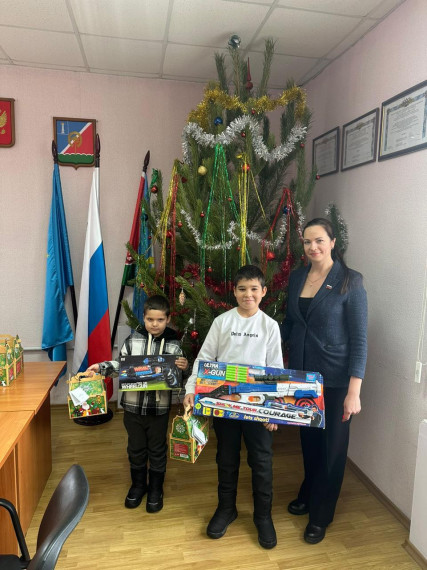 В Павловке стартовала акция « Подарим детям праздник».