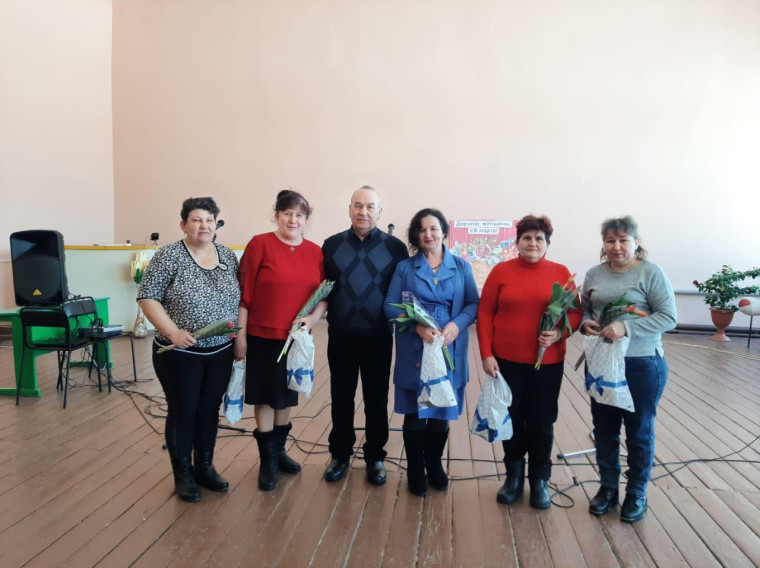 Команда Павловского района порадовали женщин участников СВО.